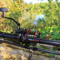 Pack 2 Cannes Nomad Xtr 10' 3 Lbs 1/2 + 1 épuisette Nomad Xtr Landing Net -Matériel De Pêche 158319 d 1